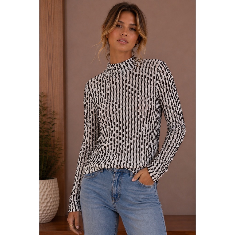 White House Black Market WHBM Mock Neck Textured Long Sleeve Top Black White
